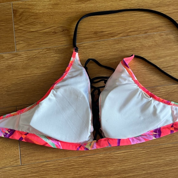 Tropical Pink Victorias Secret Halter Bikini (Top Only) - Picture 4 of 4